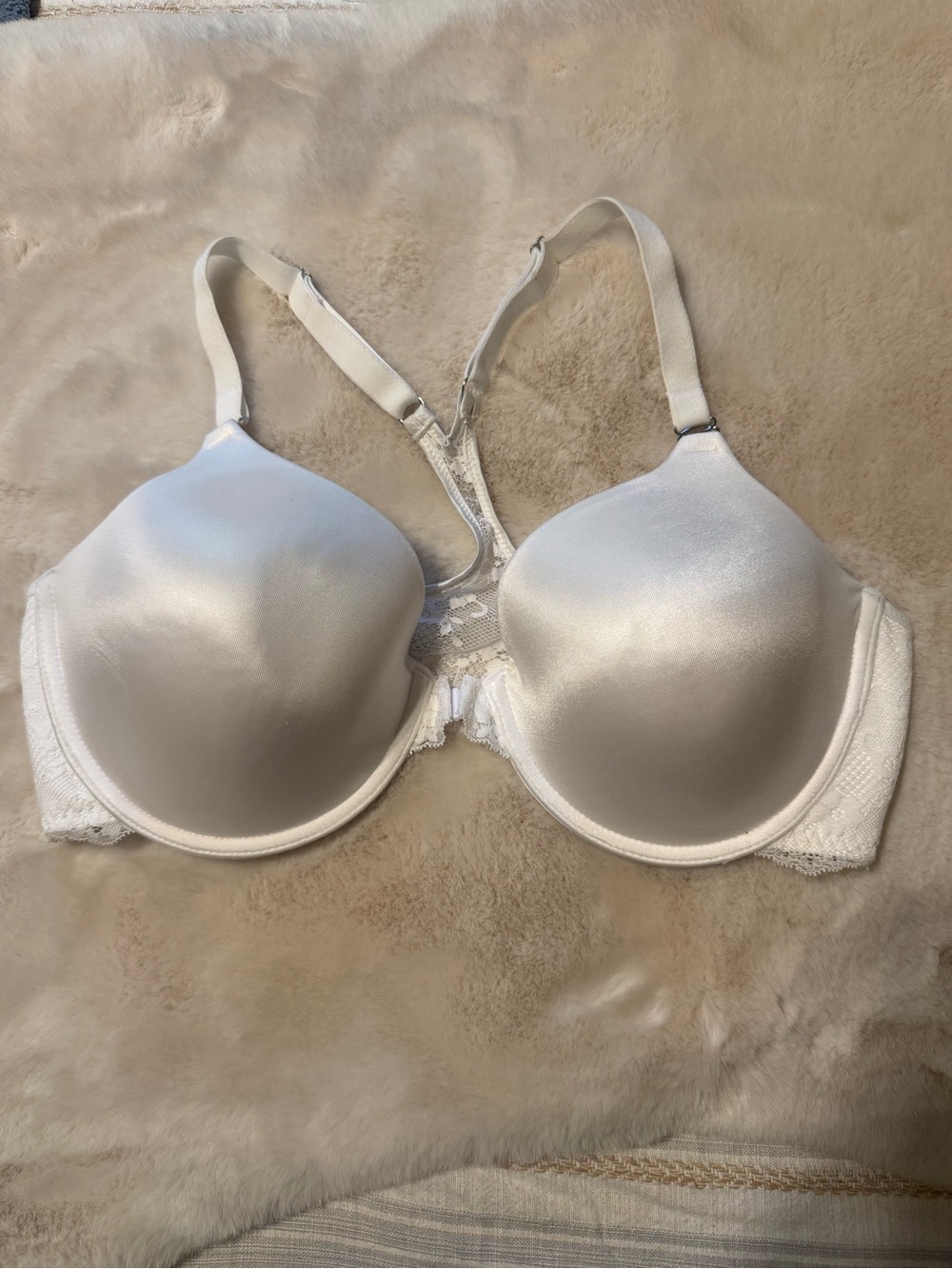 Maidenform White Molded T-Shirt Bra with Lace Racerback